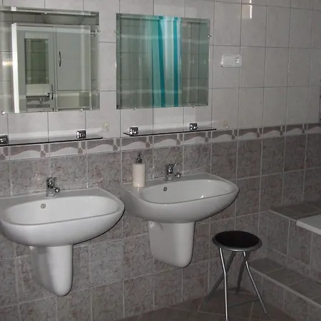 Dorina Appartement *